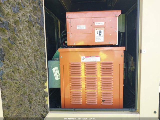 46111938 :رقم المزاد ، 1U9BS15254J087118 vin ، 2004 Generator Generator مزاد بيع