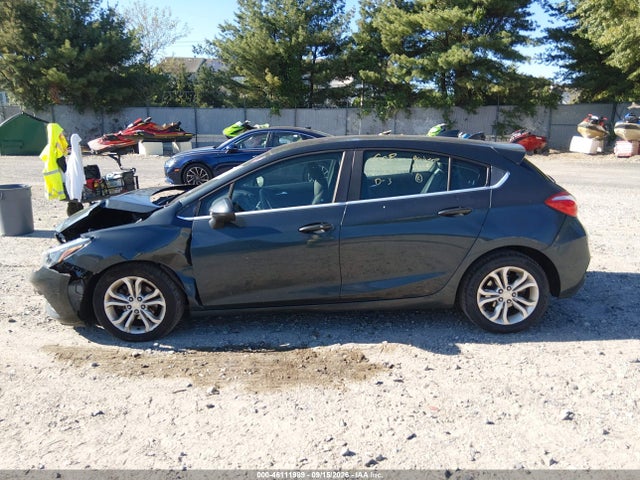 46111989 :رقم المزاد ، 3G1BE6SM7KS539071 vin ، 2019 Chevrolet Cruze Lt مزاد بيع