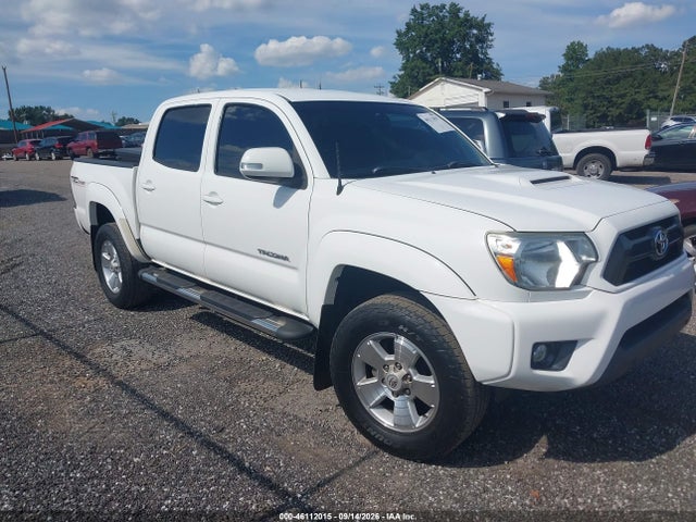 Продажа на аукционе авто 2015 Toyota Tacoma Base V6, vin: 3TMLU4EN4FM198679, номер лота: 46112015
