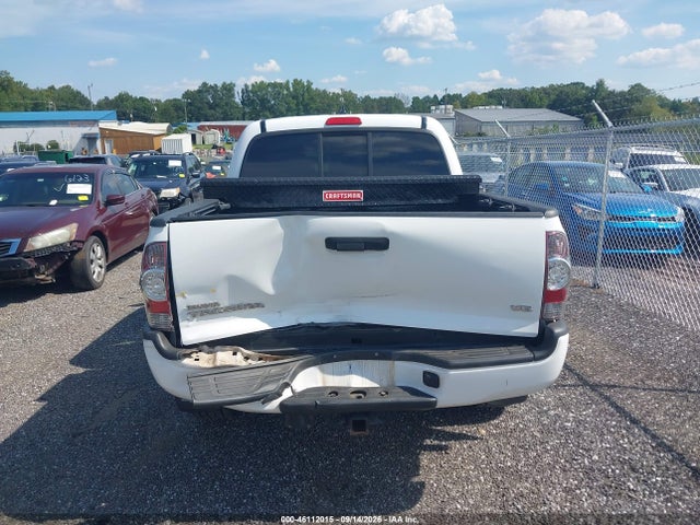 Продажа на аукционе авто 2015 Toyota Tacoma Base V6, vin: 3TMLU4EN4FM198679, номер лота: 46112015
