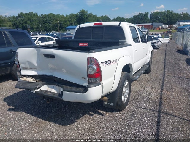Продажа на аукционе авто 2015 Toyota Tacoma Base V6, vin: 3TMLU4EN4FM198679, номер лота: 46112015