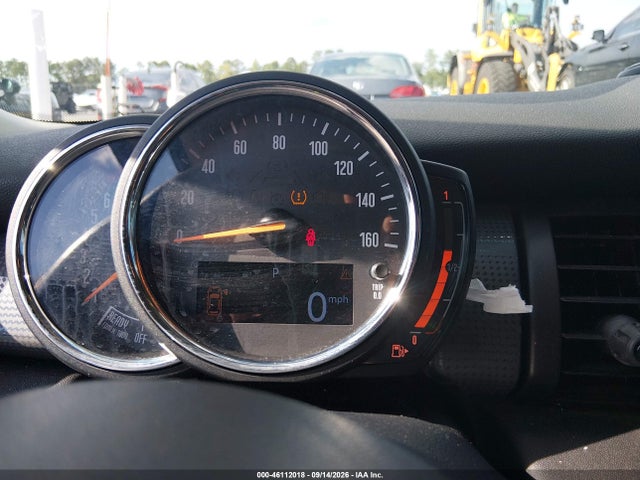 46112018 :رقم المزاد ، WMWXP5C5XJ2G63466 vin ، 2018 Mini Hardtop Cooper/oxford Edition مزاد بيع