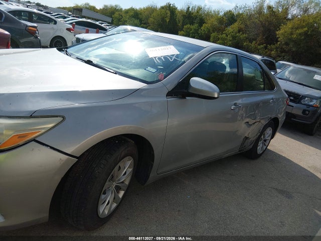 46112027 :رقم المزاد ، 4T4BF1FK1GR542248 vin ، 2016 Toyota Camry Le مزاد بيع