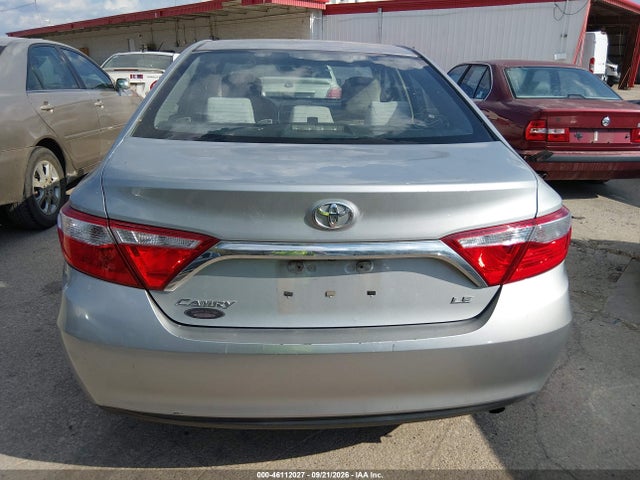 46112027 :رقم المزاد ، 4T4BF1FK1GR542248 vin ، 2016 Toyota Camry Le مزاد بيع