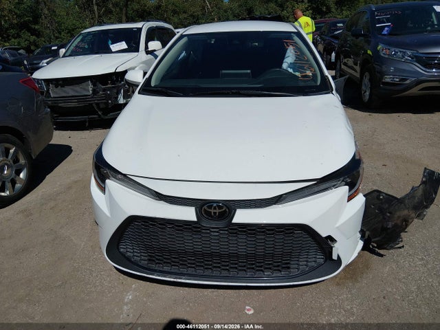 46112051 :رقم المزاد ، JTDEPRAE6LJ002737 vin ، 2020 Toyota Corolla Le مزاد بيع