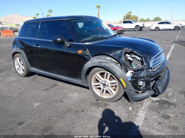Продаж на аукціоні авто 2013 Mini Hardtop Cooper, vin: WMWSU3C5XDT679850, номер лоту: 46112058