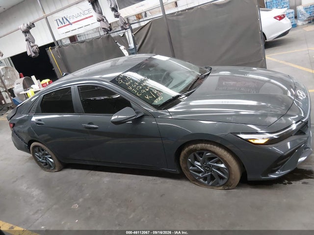 Hyundai ELANTRA SEL 2024 KMHLM4DG6RU684120 Image 13