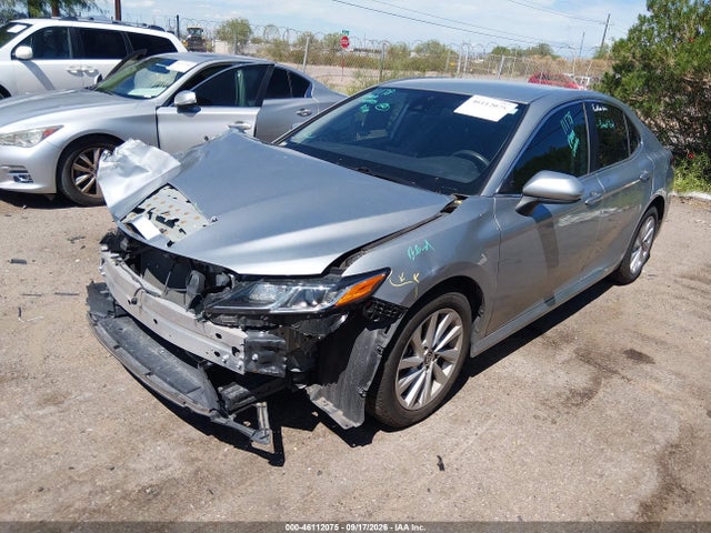 Продажа на аукционе авто 2022 Toyota Camry Le, vin: 4T1C11AK8NU044792, номер лота: 46112075