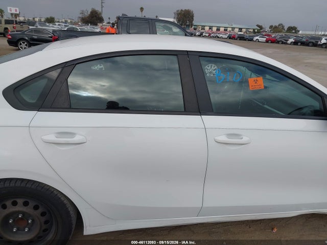 KIA Forte Lxs 2020 3KPF24AD2LE245617 Image 8