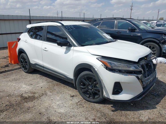 46112125 :رقم المزاد ، 3N1CP5DV6NL494454 vin ، 2022 Nissan Kicks Sr Xtronic Cvt مزاد بيع