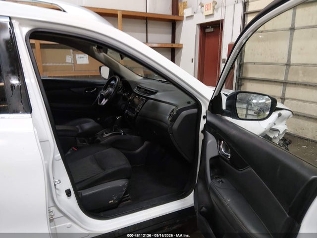 46112136 :رقم المزاد ، KNMAT2MV3KP547626 vin ، 2019 Nissan Rogue Sv مزاد بيع