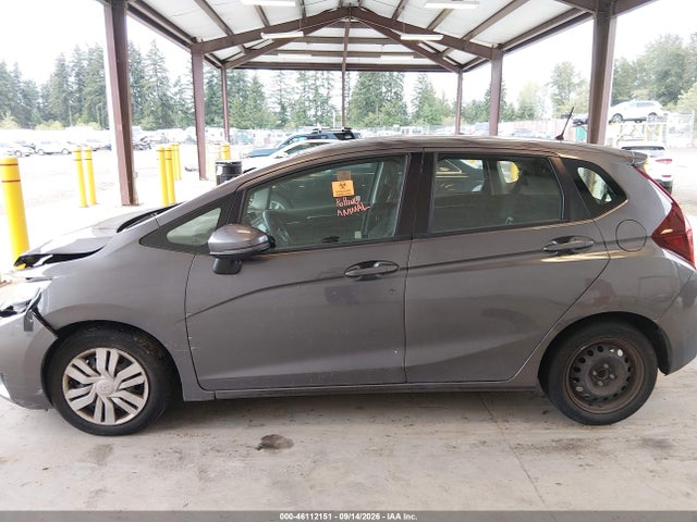 Honda FIT LX 2017 3HGGK5G52HM706758 Image 14