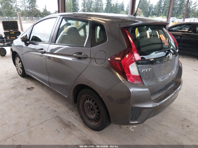 Honda FIT LX 2017 3HGGK5G52HM706758 Image 3