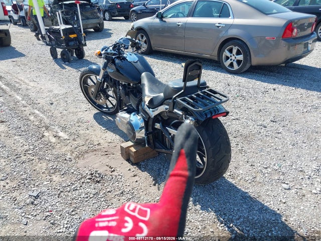 Harley-Davidson Fxsb Breakout 2014 1HD1BFV12EB026306 Image 3