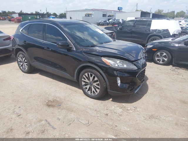 46112172 :رقم المزاد ، 1FMCU9J98LUB18129 vin ، 2020 Ford Escape Titanium مزاد بيع