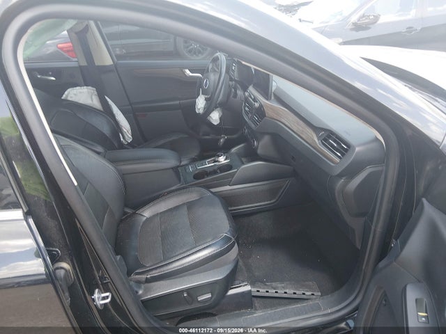 Продаж на аукціоні авто 2020 Ford Escape Titanium, vin: 1FMCU9J98LUB18129, номер лоту: 46112172