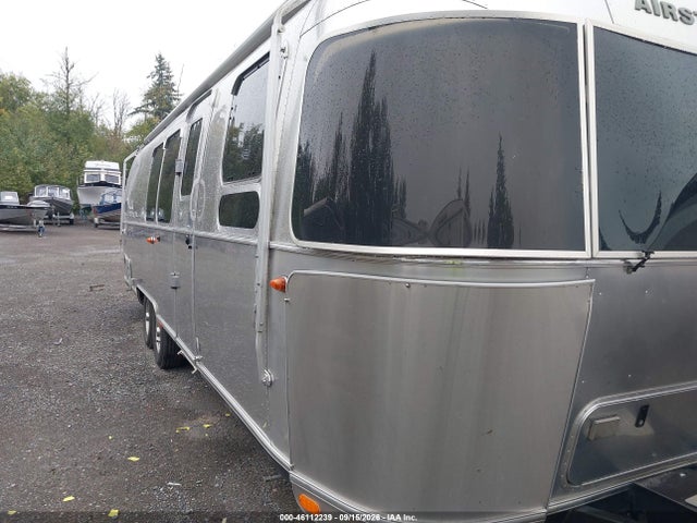 46112239 :رقم المزاد ، 1STC9YP29NJ559266 vin ، 2022 Airstream Other مزاد بيع