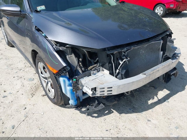 46112249 :رقم المزاد ، 19XFC2F55GE219229 vin ، 2016 Honda Civic Lx مزاد بيع