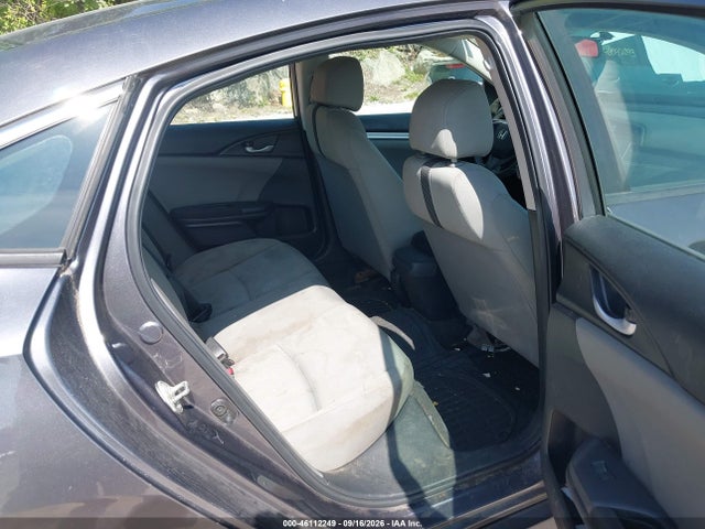 46112249 :رقم المزاد ، 19XFC2F55GE219229 vin ، 2016 Honda Civic Lx مزاد بيع