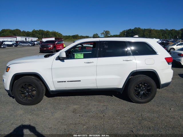 2017 Jeep Grand Cherokee Laredo 4x4 მანქანა იყიდება აუქციონზე, vin: 1C4RJFAG0HC773161, აუქციონის ნომერი: 46112373