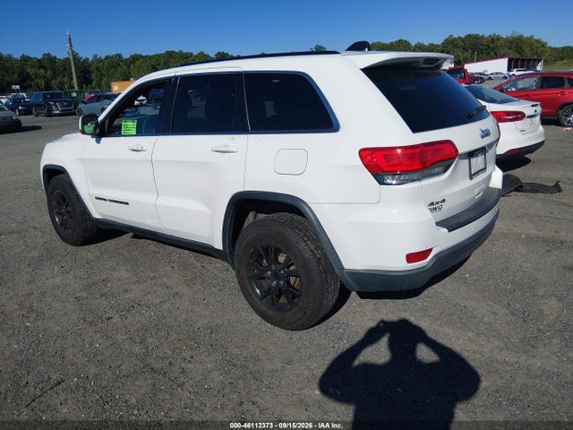 2017 Jeep Grand Cherokee Laredo 4x4 მანქანა იყიდება აუქციონზე, vin: 1C4RJFAG0HC773161, აუქციონის ნომერი: 46112373