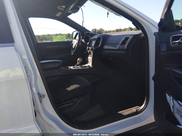 2017 Jeep Grand Cherokee Laredo 4x4 მანქანა იყიდება აუქციონზე, vin: 1C4RJFAG0HC773161, აუქციონის ნომერი: 46112373