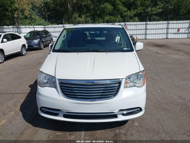 2016 Chrysler Town & Country Touring მანქანა იყიდება აუქციონზე, vin: 2C4RC1BG1GR206149, აუქციონის ნომერი: 46112405