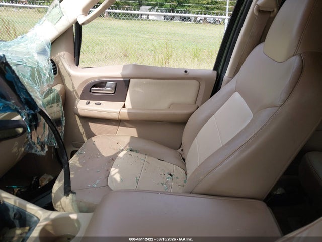 46112422 :رقم المزاد ، 1FMRU17W84LB86530 vin ، 2004 Ford Expedition Eddie Bauer مزاد بيع