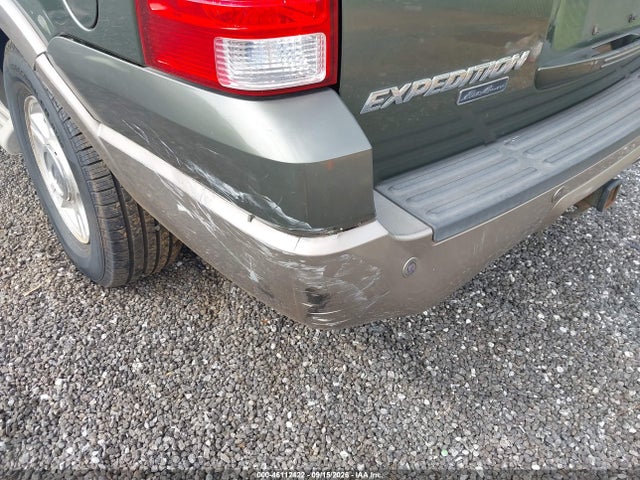46112422 :رقم المزاد ، 1FMRU17W84LB86530 vin ، 2004 Ford Expedition Eddie Bauer مزاد بيع