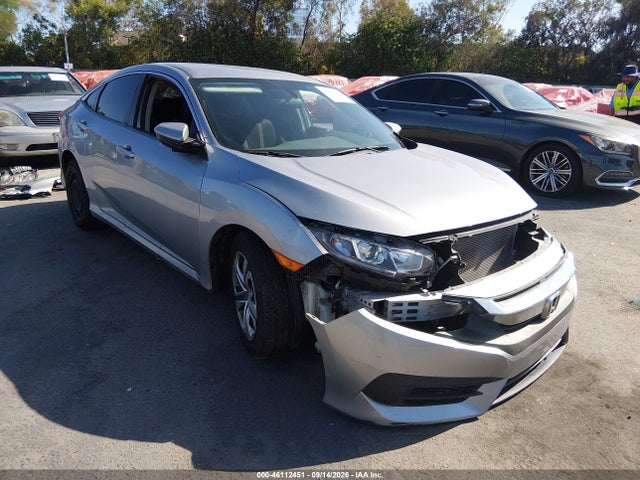 46112451 :رقم المزاد ، 19XFC2F58GE089768 vin ، 2016 Honda Civic Lx مزاد بيع