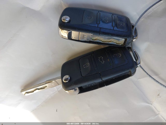 46112459 :رقم المزاد ، 3VWCM31Y15M357065 vin ، 2005 Volkswagen New Beetle Gls مزاد بيع