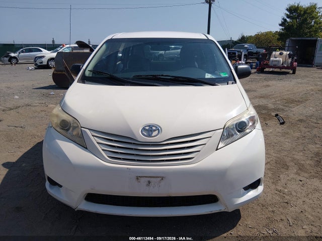Aukcja sprzedaży 2011 Toyota Sienna, vin: 5TDKA3DCXBS004679, numer aukcji: 46112494