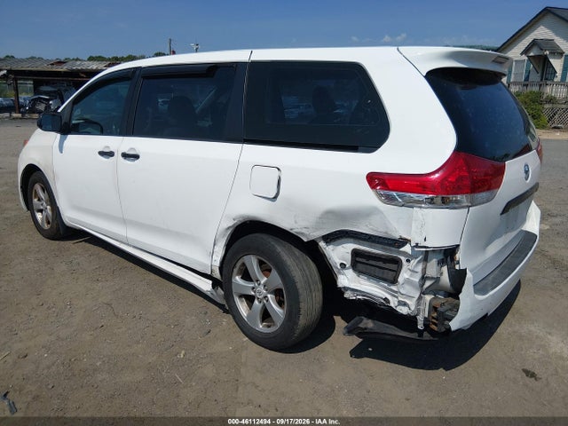 Aukcja sprzedaży 2011 Toyota Sienna, vin: 5TDKA3DCXBS004679, numer aukcji: 46112494