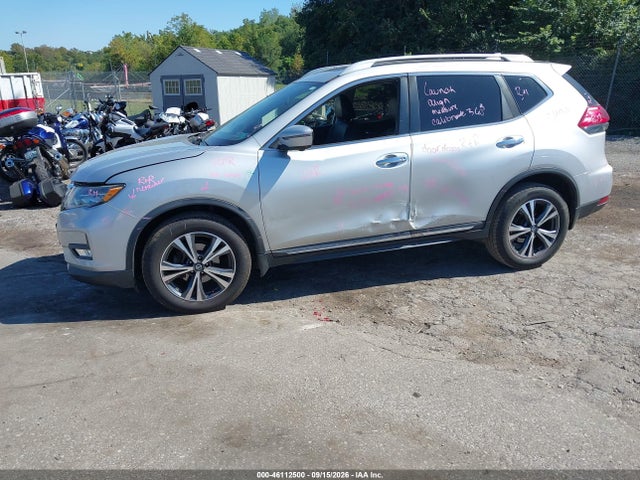 Nissan Rogue Sl 2017 5N1AT2MV9HC796248 Image 2