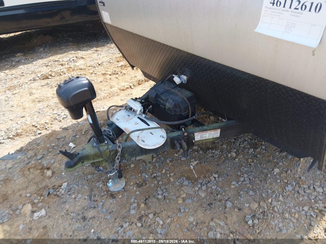 46112610 :رقم المزاد ، 5ZT2CKGC9NY024994 vin ، 2022 Forest River Cherokee مزاد بيع