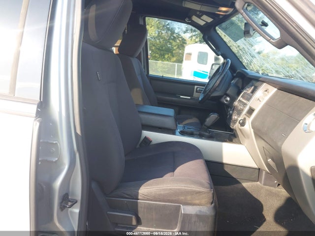 Продажа на аукционе авто 2015 Ford Expedition Xlt, vin: 1FMJU1JT2FEF39752, номер лота: 46112660