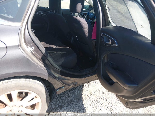 Aukcja sprzedaży 2015 Chrysler 200 Limited, vin: 1C3CCCAB6FN586001, numer aukcji: 46112706