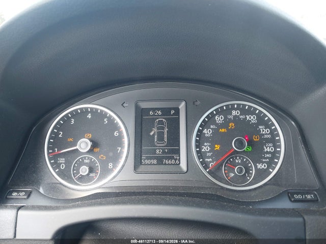 Auction sale of the 2017 Volkswagen Tiguan 2.0t/2.0t S, vin: WVGAV7AX2HK014326, lot number: 46112713