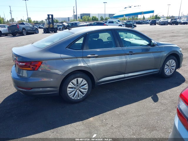 3VWN57BU5KM013341 Volkswagen Jetta 1.4t S