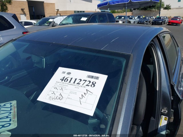 3VWN57BU5KM013341 Volkswagen Jetta 1.4t S