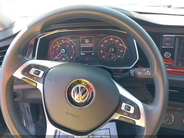 3VWN57BU5KM013341 Volkswagen Jetta 1.4t S