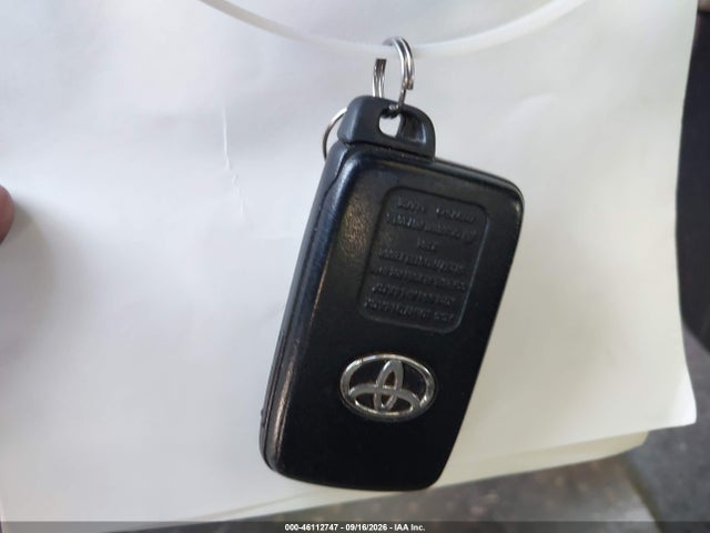 Toyota Prius Two 2015 JTDKN3DU1F0410002 Image 11