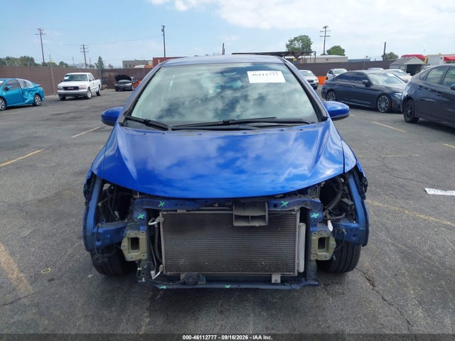 2015 Honda Fit Lx მანქანა იყიდება აუქციონზე, vin: 3HGGK5H53FM711608, აუქციონის ნომერი: 46112777