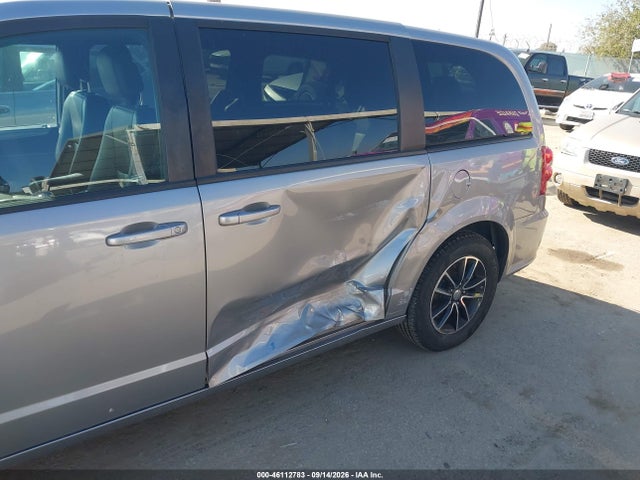2C4RDGEG1JR145646 Dodge Grand Caravan Gt