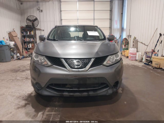 2018 Nissan Rogue Sport S მანქანა იყიდება აუქციონზე, vin: JN1BJ1CR7JW257051, აუქციონის ნომერი: 46112814