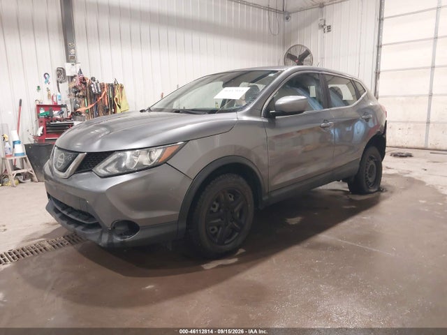 2018 Nissan Rogue Sport S მანქანა იყიდება აუქციონზე, vin: JN1BJ1CR7JW257051, აუქციონის ნომერი: 46112814