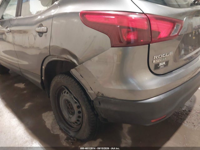 2018 Nissan Rogue Sport S მანქანა იყიდება აუქციონზე, vin: JN1BJ1CR7JW257051, აუქციონის ნომერი: 46112814
