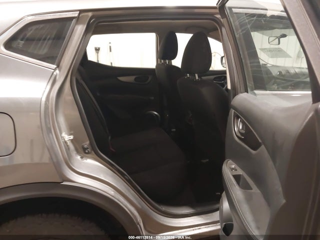 2018 Nissan Rogue Sport S მანქანა იყიდება აუქციონზე, vin: JN1BJ1CR7JW257051, აუქციონის ნომერი: 46112814