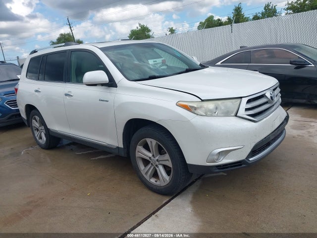 Auction sale of the 2013 Toyota Highlander Limited V6, vin: 5TDYK3EHXDS099359, lot number: 46112827