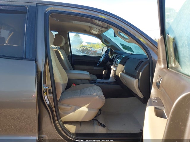 Продажа на аукционе авто 2011 Toyota Tundra Grade 5.7l V8, vin: 5TFUY5F16BX202021, номер лота: 46112835